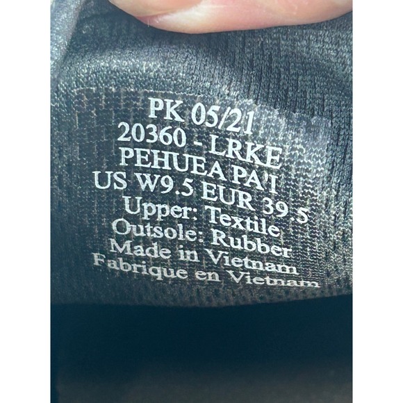 Olukai Pehuea Pa I‎ Women's Black Camo Slip On Sneakers Shoes US W9.5 EUR 39.5 - Picture 4 of 11